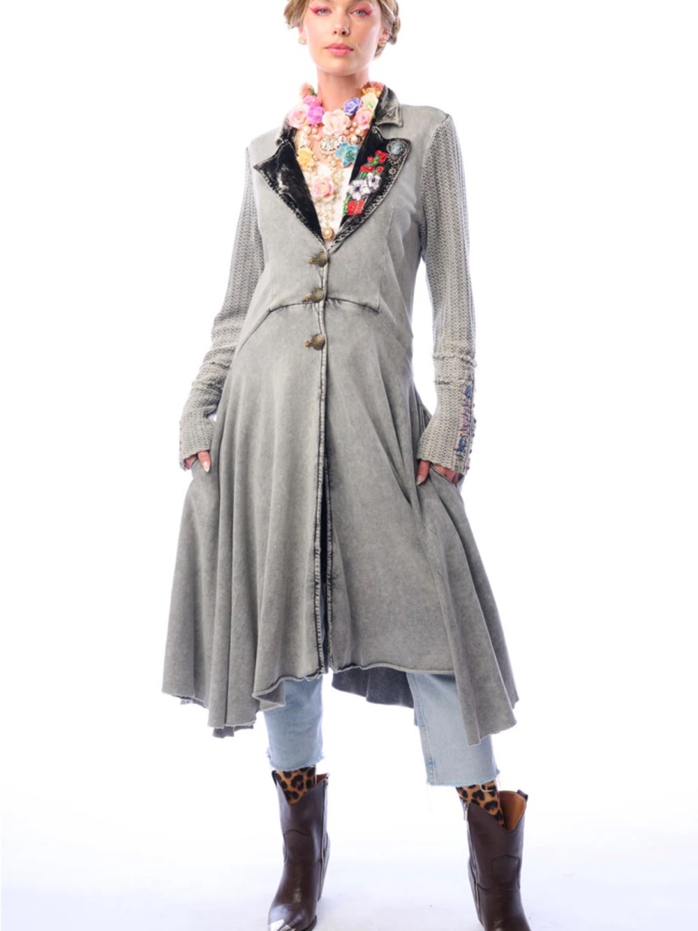 Aratta captain general Gray Long Flared Coat with Black Velvet Lapel